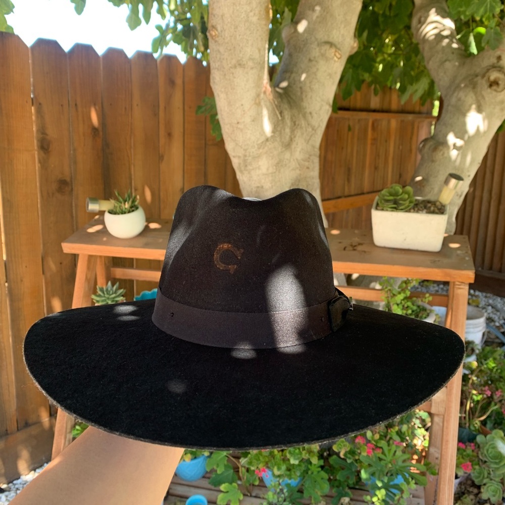 Charlie 1 Horse Hat in style Highway. Size small